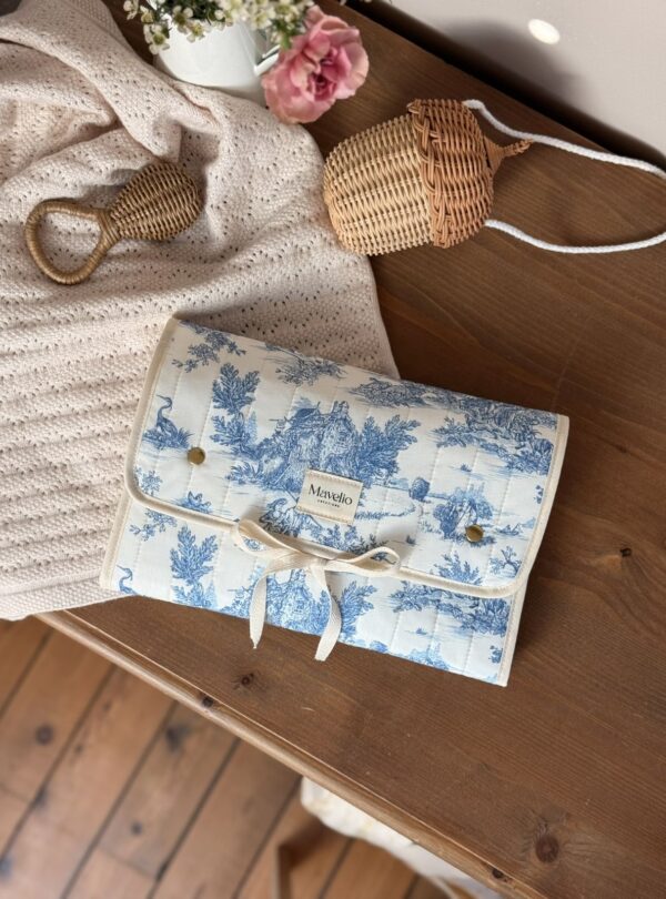 matelas à langer nomade matelassé toile de jouy bleu