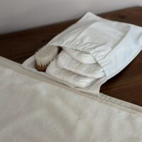 matelas à langer nomade ouvert avec serviette amovible