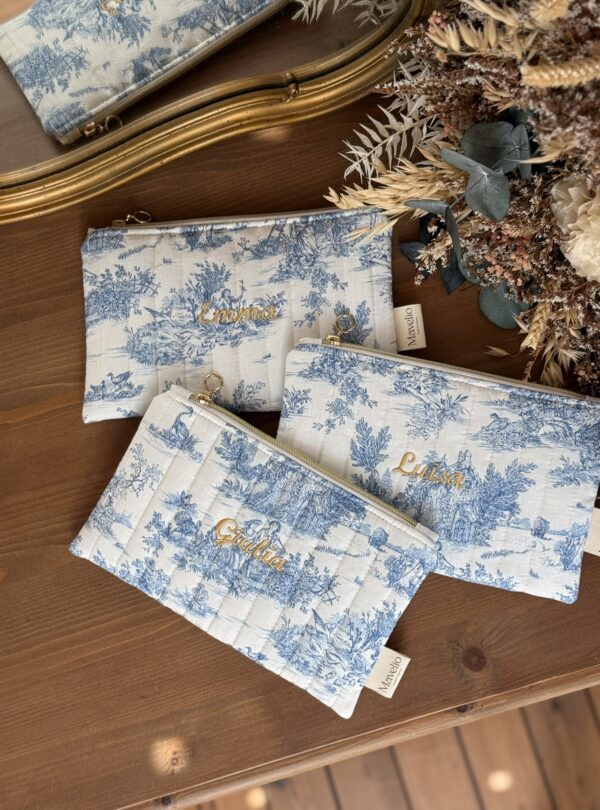 pochettes plates matelassées toile de jouy bleu personnalisé