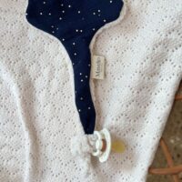 doudou raie bleu nuit personnalisable