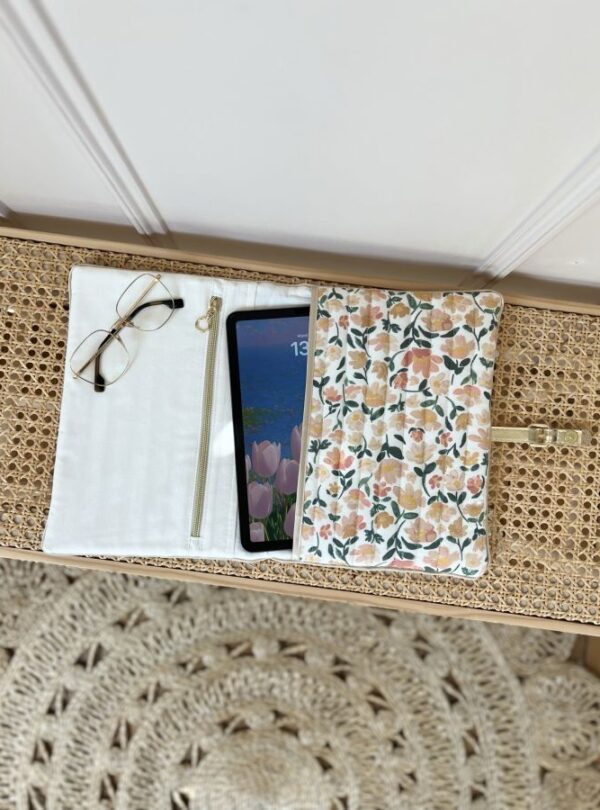 pochette rangement pour tablette matelasse prairie écru 11 pouces