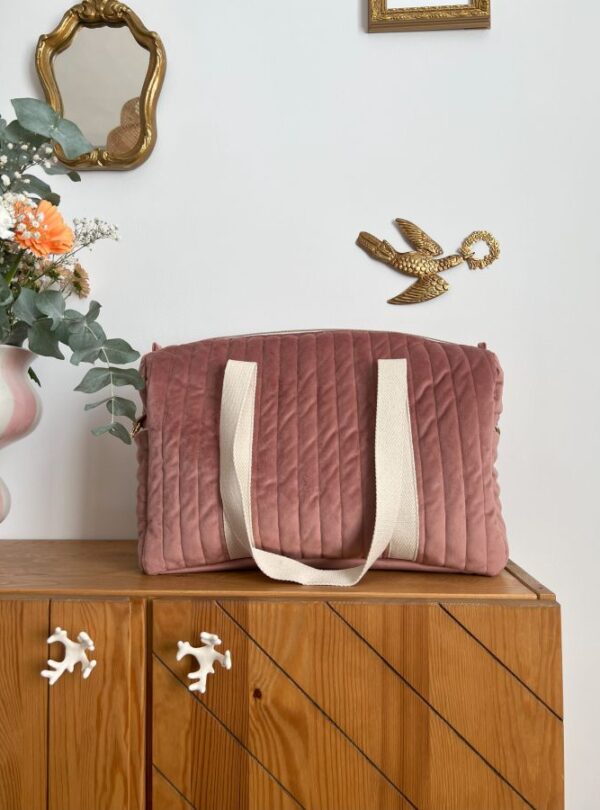 sac à langer matelassé velours rose