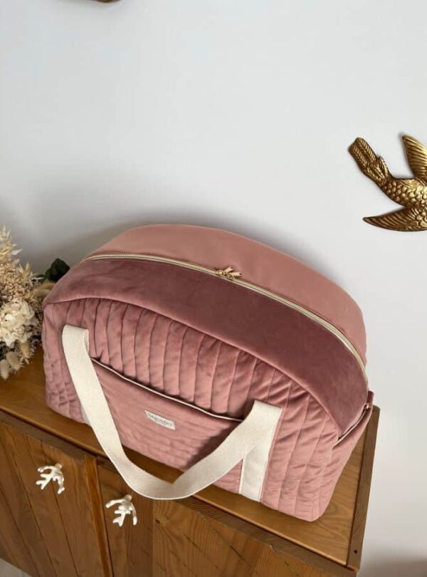 sac voyage matelassé velours rose