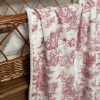 couverture bébé toile de jouy framboise coton