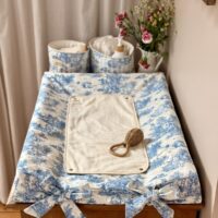 housse de matelas à langer toile de jouy bleu