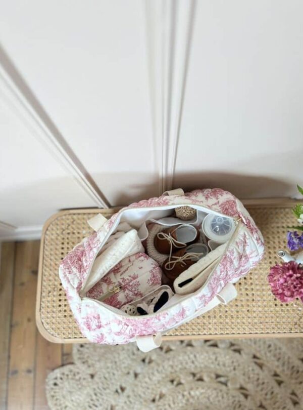 sac à langer matelassé toile de jouy framboise