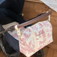 sac à langer matelassé toile de jouy framboise
