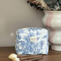 trousse de toilette matelassé toile de jouy bleu