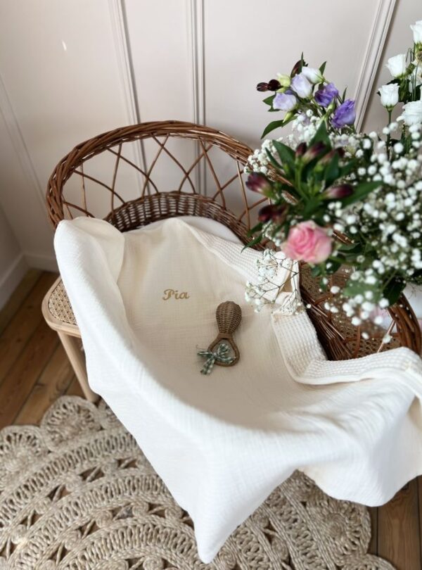 couverture bébé personnalisé gaze de coton écru unie