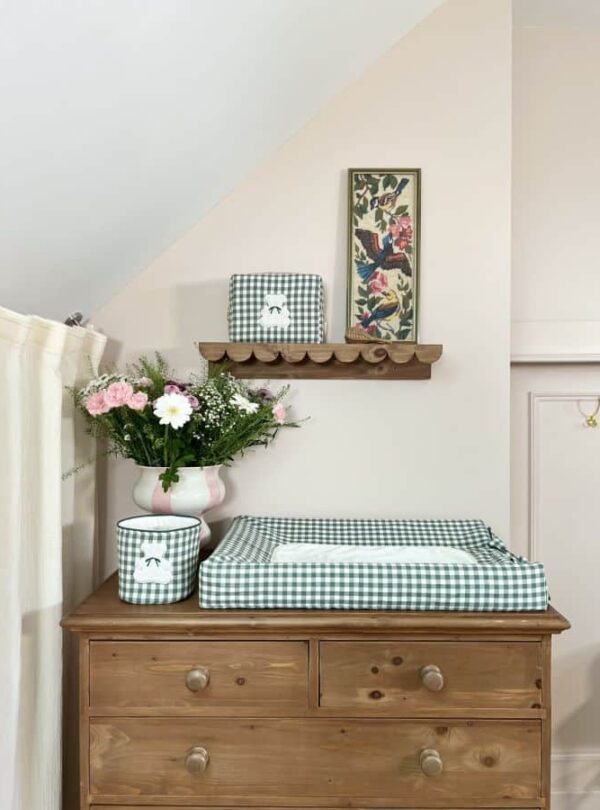 chambre bébé housse de matelas à langer vichy vert nœuds