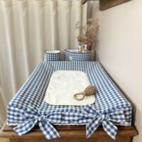 housse de matelas à langer vichy bleu gros nœuds