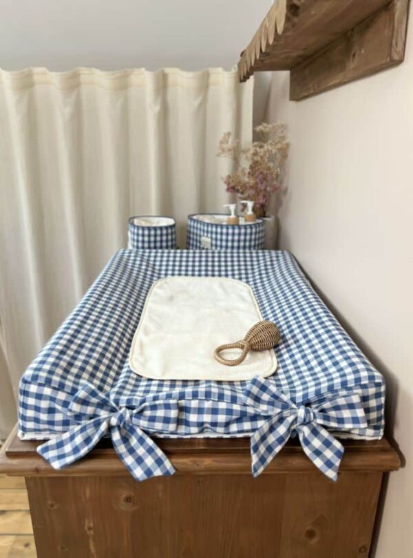 housse de matelas à langer vichy bleu gros nœuds