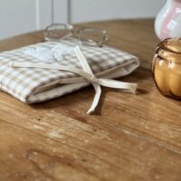 pochette pour livre cottage vichy beige broderie ourson