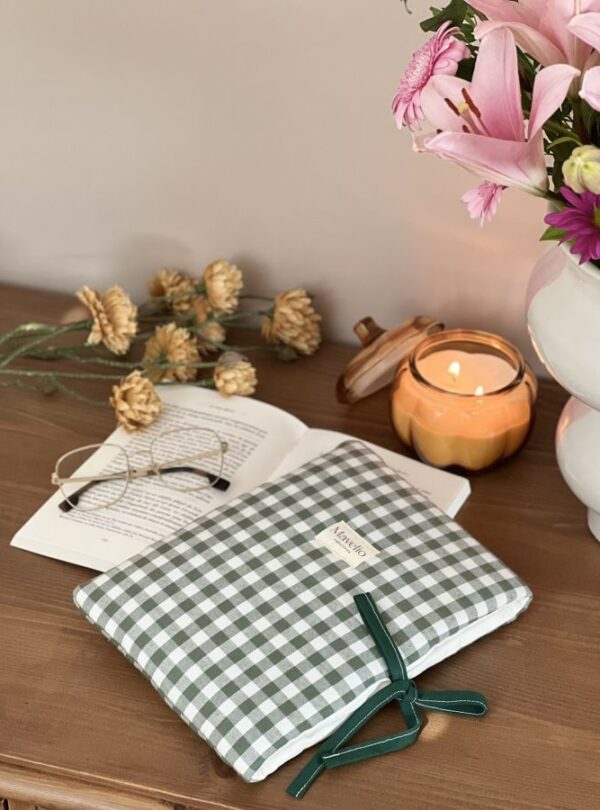 pochette pour livre vichy vert
