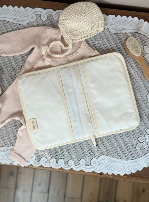 intérieur protège carnet de santé