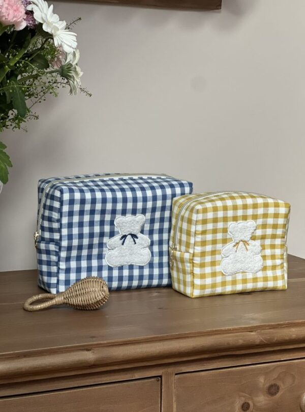 trousse de toilette cottage ourson vichy bleu et jaune