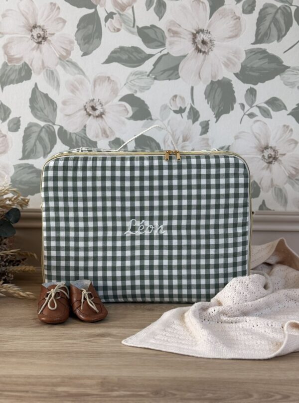 valisette naissance vichy vert personnalisé broderie