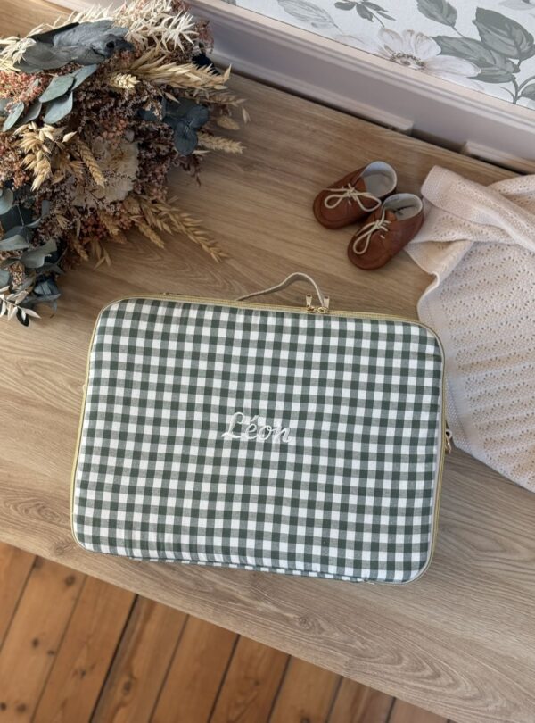 valisette naissance vichy vert personnalisé broderie