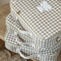 valisette vichy beige broderie ourson et prénom personnalisé