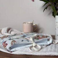 pochette pour livre broché en jacquard fleuri