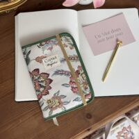 protège carnet de santé jacquard fleuri