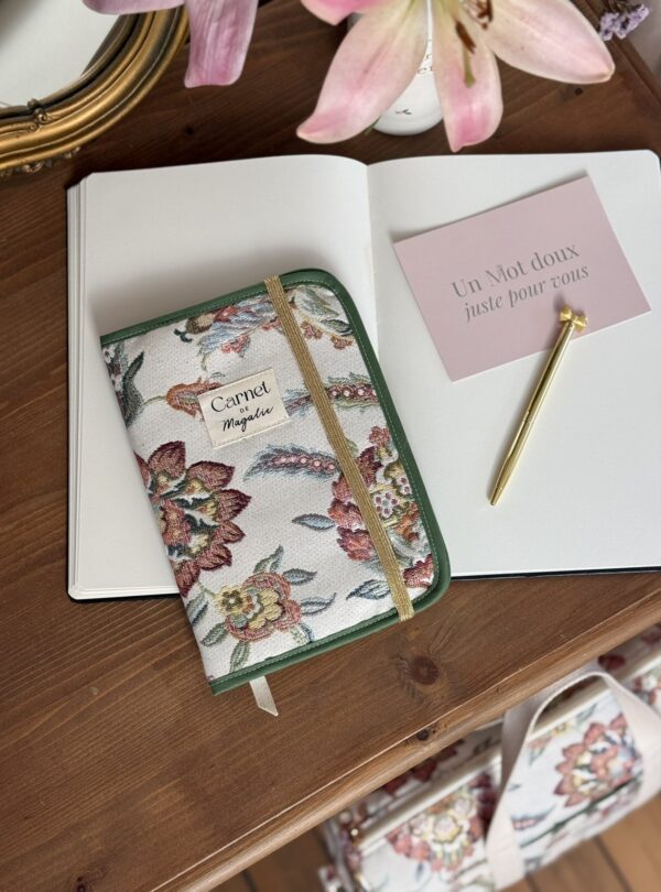 protège carnet de santé jacquard fleuri