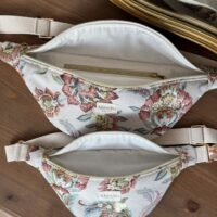 deux sacs bananes en jacquard fleuri