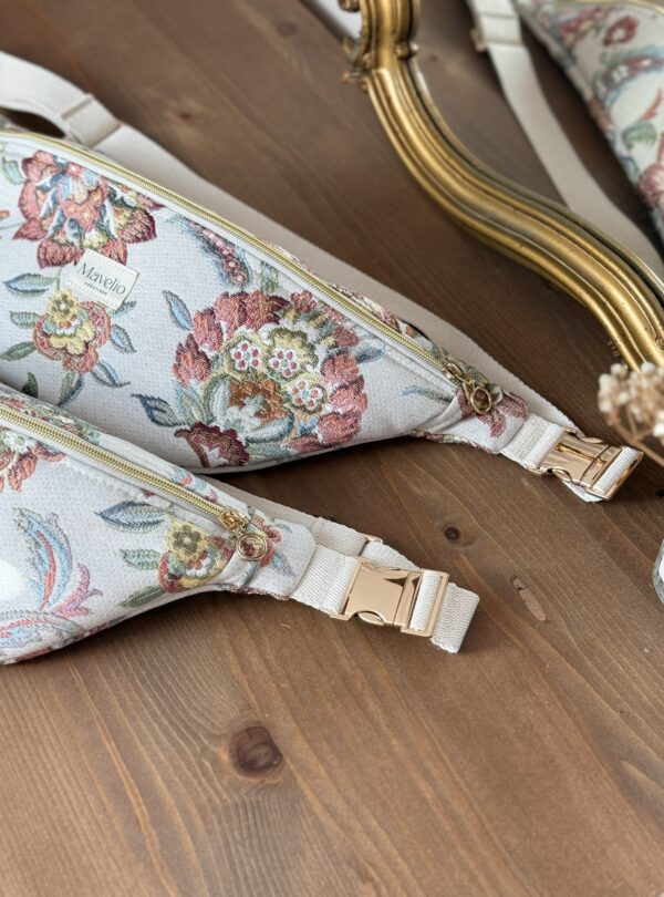 deux sacs bananes en jacquard fleuri