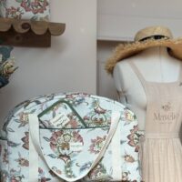 protège passeport dans sac voyage jacquard