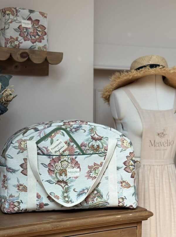 protège passeport dans sac voyage jacquard