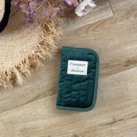 protège passeport personnalisé matelassé velours vert