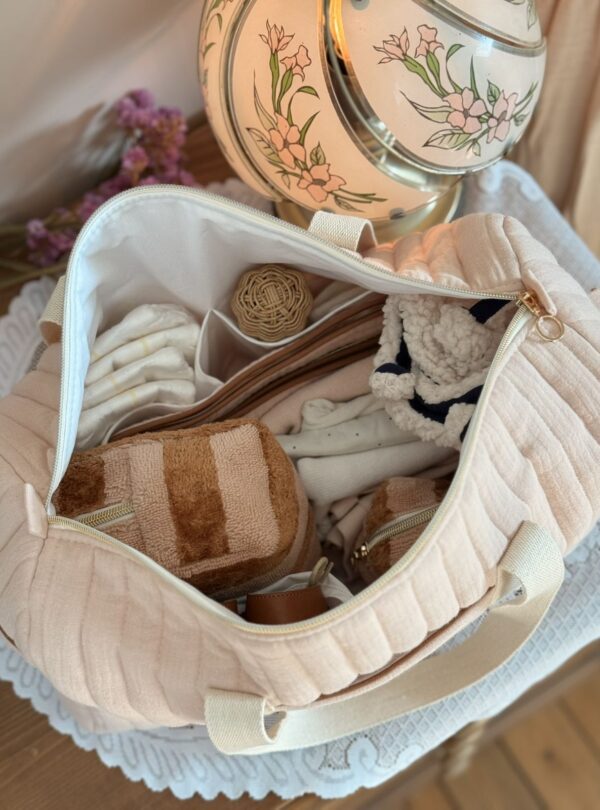 sac à langer matelassé gaze de coton beige rosé (2) sac à langer matelassé gaze de coton beige rosé