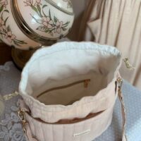 sac seau matelassé beige rosé