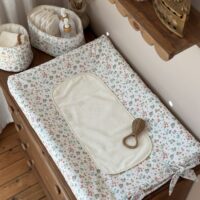 housse de matelas à langer fleurie jardin d'été