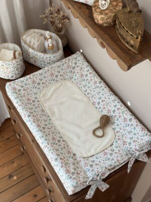 housse de matelas à langer fleurie jardin d'été