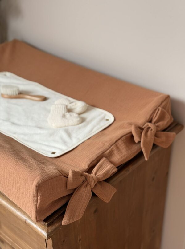 housse de matelas à langer gaze de coton caramel