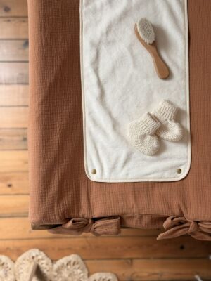 housse de matelas à langer gaze de coton caramel