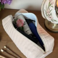 trousse de toilette matelassé beige rosé