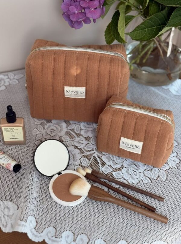 trousse de toilette matelassé caramel