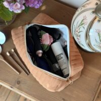 trousse de toilette matelassé caramel