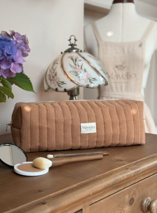 trousse de toilette matelassé caramel