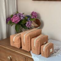 trousses de toilette toutes taille matelassé caramel