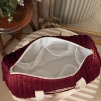sac à langer matelassé velours bordeaux