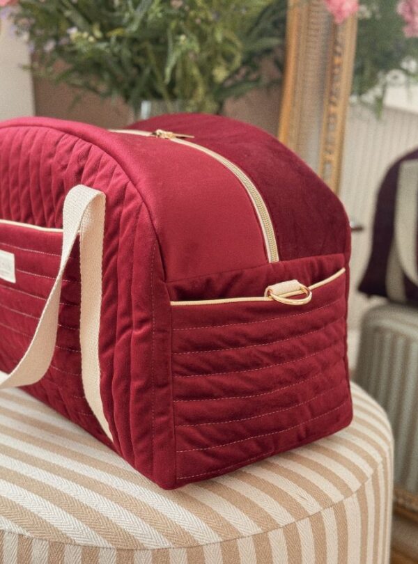 sac voyage matelassé velours bordeaux