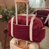 sac voyage matelassé velours bordeaux