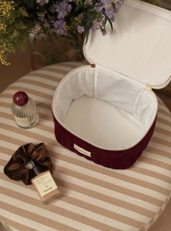 vanity matelassé velours bordeaux