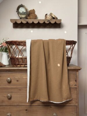 couverture bébé gaze de coton caramel