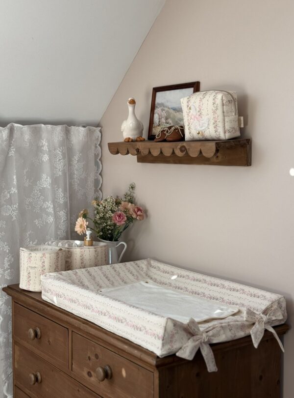 Housse de matelas à langer rayé fleuri rose tendres rayures
