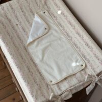 Housse de matelas à langer rayé fleuri rose tendres rayures