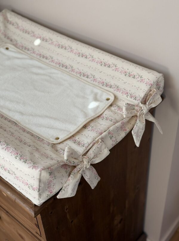 Housse de matelas à langer rayé fleuri rose tendres rayures